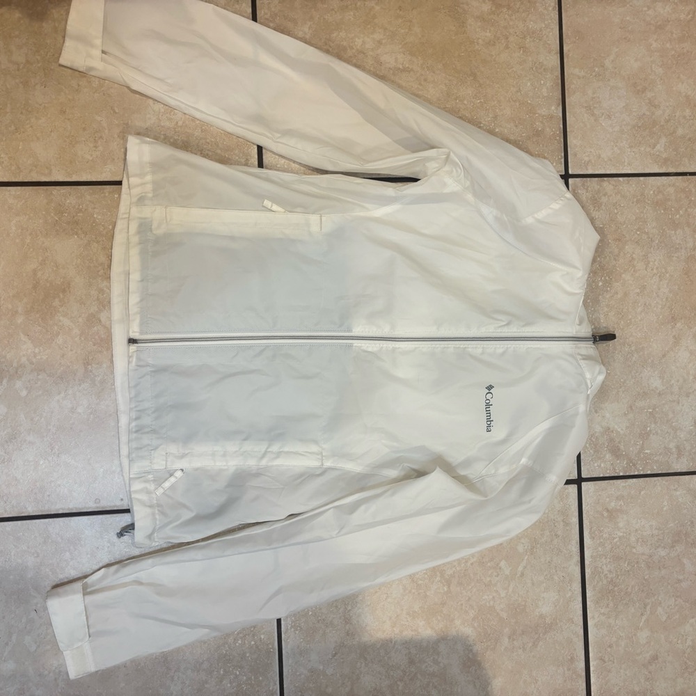 Columbia Off-White Lightweight Jacket